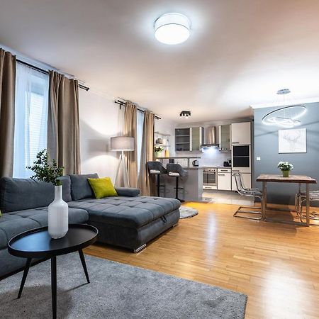 Live Centrally In A Spacious And Modern Apartment In فيينا المظهر الخارجي الصورة